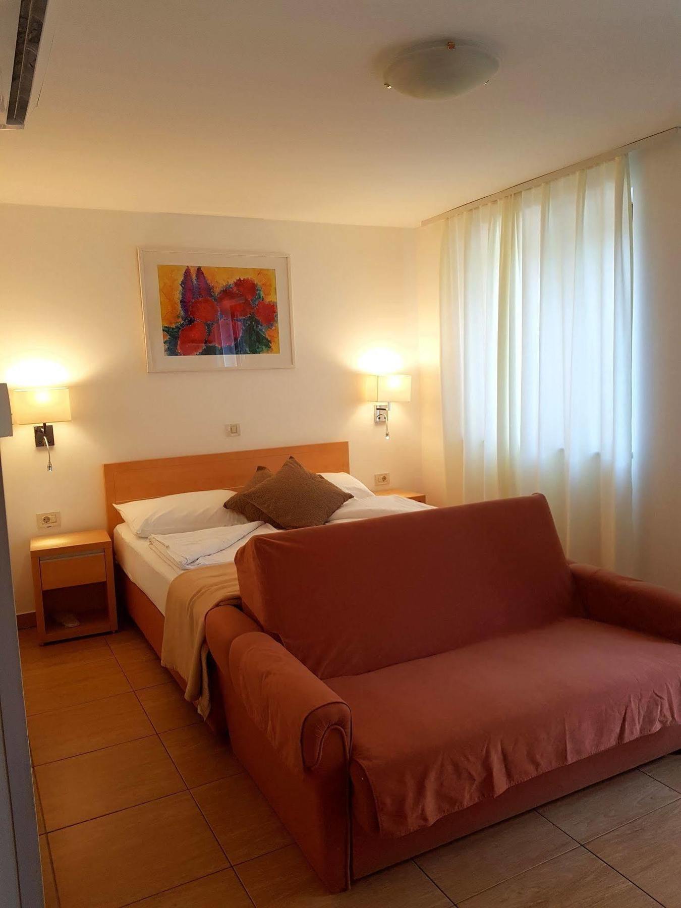 Boutique Hotel Santa Maria Novigrad  ภายนอก รูปภาพ