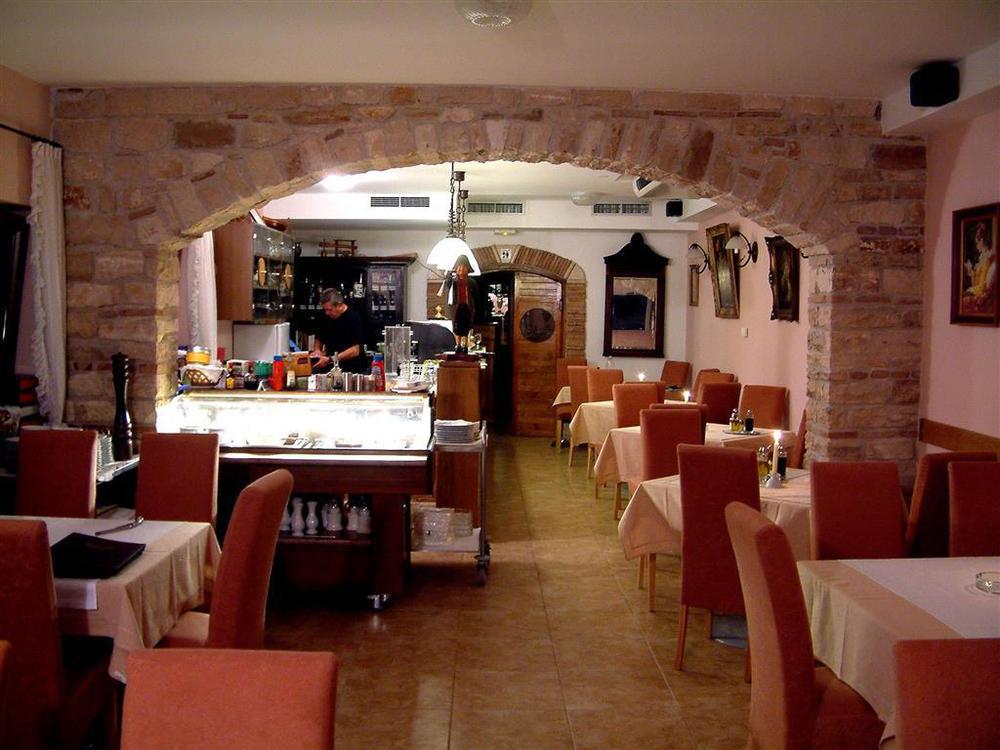 Boutique Hotel Santa Maria Novigrad  ร้านอาหาร รูปภาพ