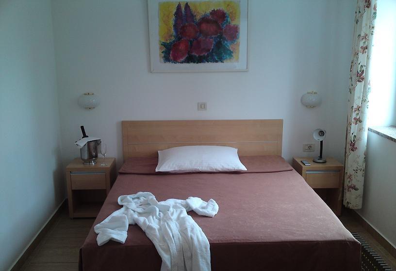 Boutique Hotel Santa Maria Novigrad  ห้อง รูปภาพ
